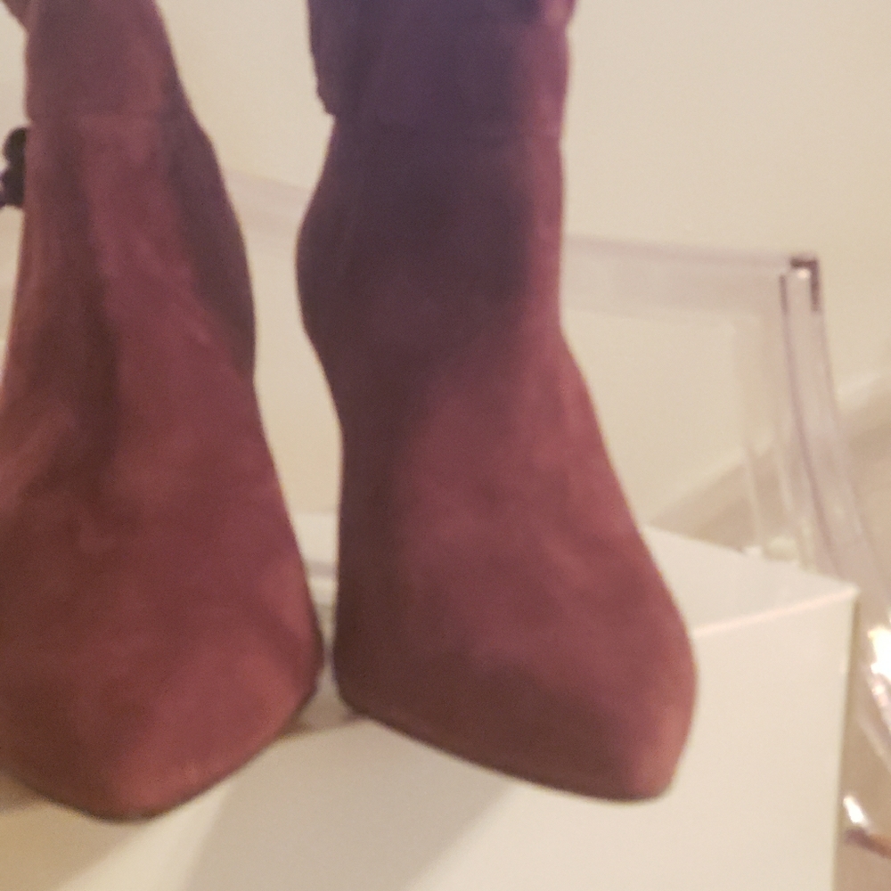 NWT suede purple back tie ankle boots